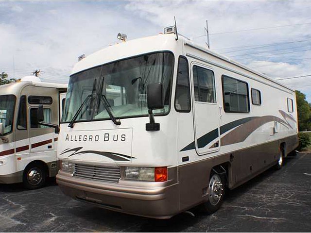 1996 Tiffin Allegro Bus Photo