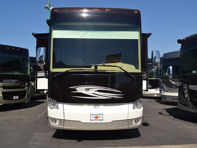 2015 Tiffin Allegro Bus Photo