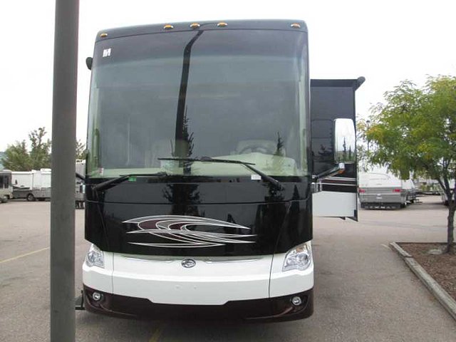 15 Tiffin Allegro Bus