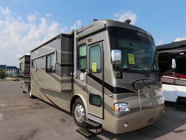 2006 Tiffin Allegro Bus Photo