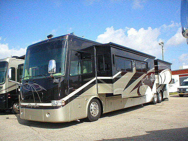 2009 Tiffin Allegro Bus Photo
