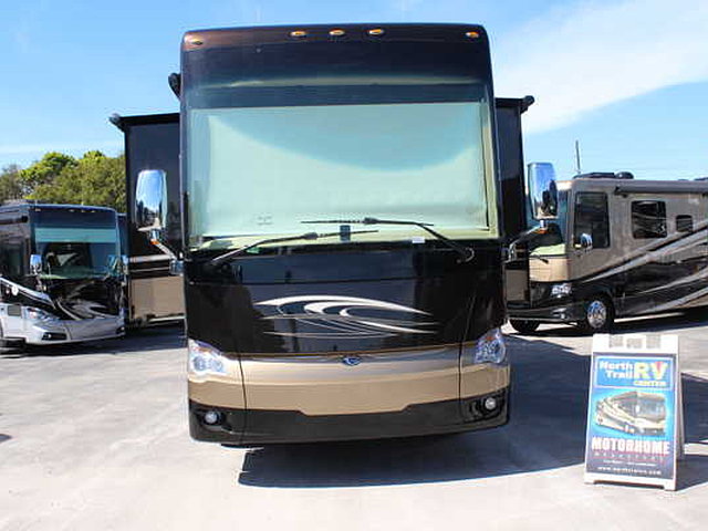 2015 Tiffin Allegro Bus Photo