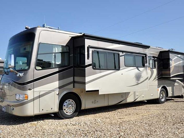 2007 Tiffin Allegro Photo