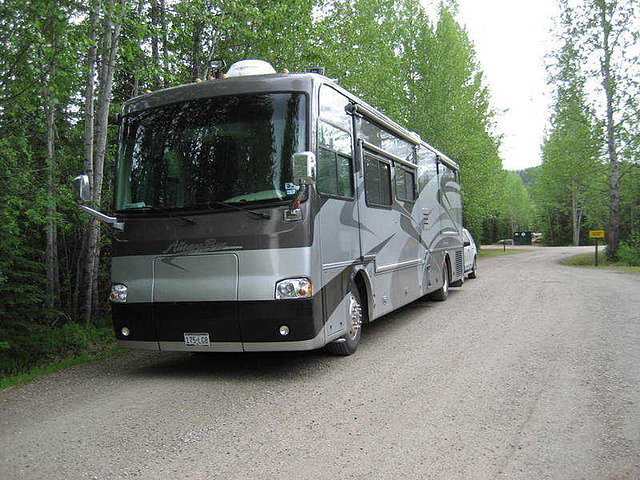 05 Tiffin Allegro Bus