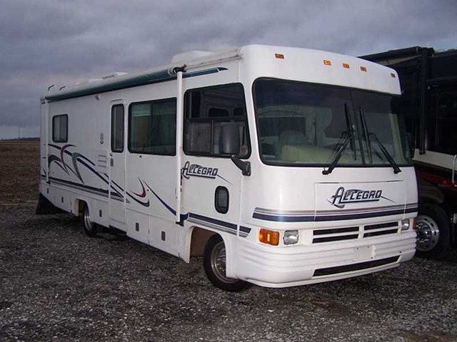 1999 Tiffin Allegro Photo