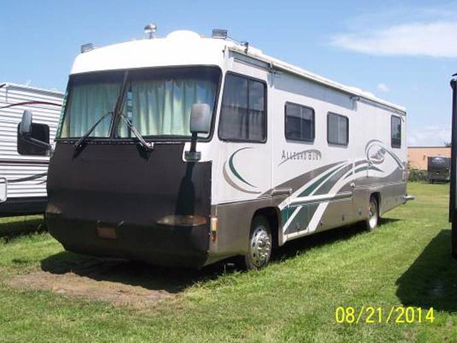 2000 Tiffin Allegro Photo