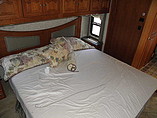 2006 Tiffin Allegro Photo #18