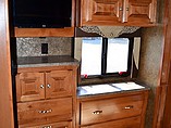 2015 Tiffin Allegro Red Photo #21