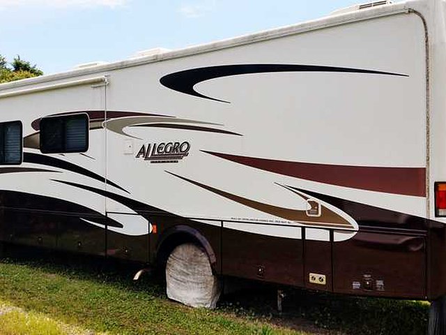 2007 Tiffin Allegro Photo