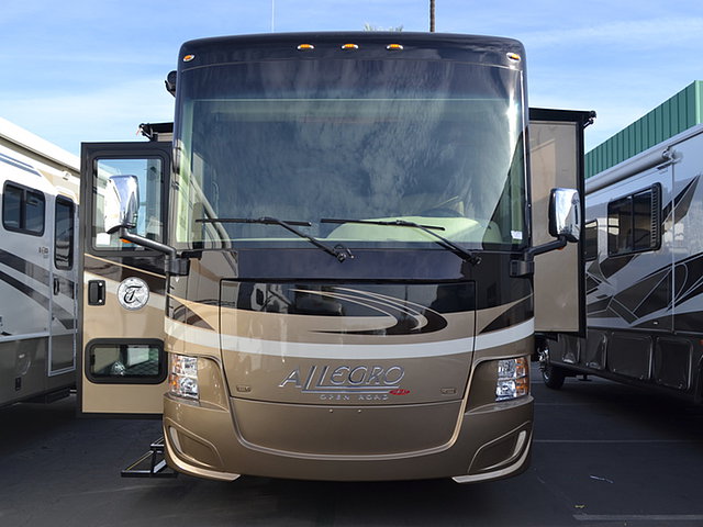 2015 Tiffin Allegro RED Photo