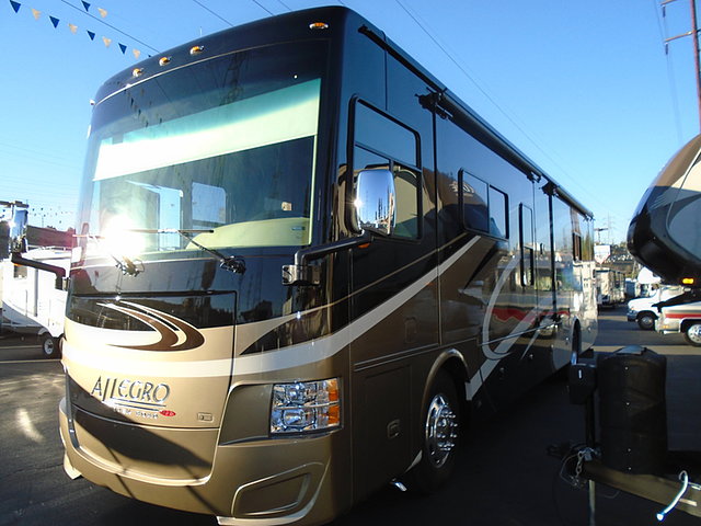 2015 Tiffin Allegro RED Photo