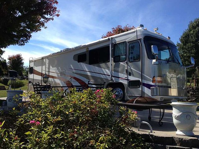 2001 Tiffin Allegro Photo