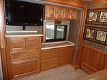 2011 Tiffin Phaeton Photo #8