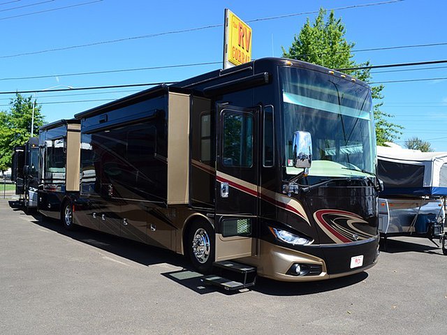 15 Tiffin Phaeton