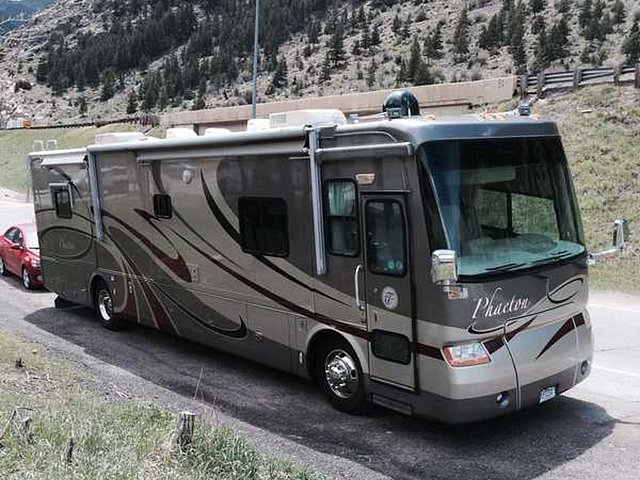 06 Tiffin Phaeton