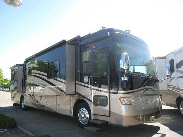 2007 Tiffin Phaeton Photo