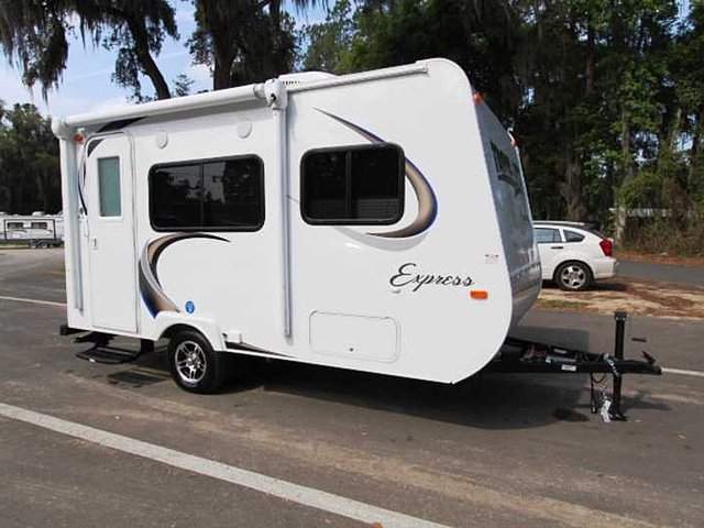2015 Travel Lite Express Photo