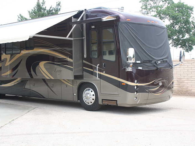 2008 Travel Supreme Envoy Photo