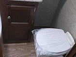 2015 Venture RV SportTrek Photo #13