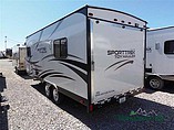 2015 Venture RV SportTrek Photo #4