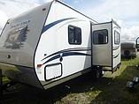 2015 Venture RV SportTrek Photo #16