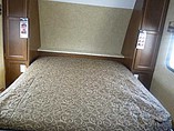 2015 Venture RV SportTrek Photo #26