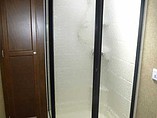 2015 Venture RV SportTrek Photo #37