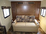 2014 Venture RV SportTrek Photo #18