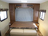 2014 Venture RV SportTrek Photo #20