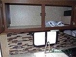 2015 Venture RV SportTrek Photo #18