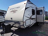 2015 Venture RV SportTrek Photo #4