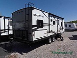 2015 Venture RV SportTrek Photo #7