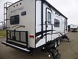 2015 Venture RV SportTrek Photo #4