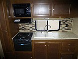 2015 Venture RV SportTrek Photo #12