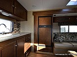 2015 Venture RV SportTrek Photo #20