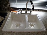 2015 Venture RV SportTrek Photo #28