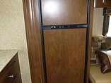2015 Venture RV SportTrek Photo #29