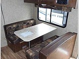 2015 Venture RV SportTrek Photo #14