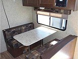 2015 Venture RV SportTrek Photo #10