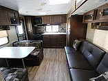 2015 Venture RV SportTrek Photo #11