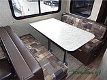 2015 Venture RV SportTrek Photo #14