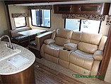 2015 Venture RV SportTrek Photo #12