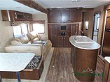 2015 Venture RV SportTrek Photo #28