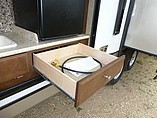 2015 Venture RV SportTrek Photo #10