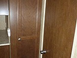 2015 Venture RV SportTrek Photo #31