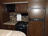2015 Venture RV SportTrek Photo #10