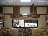 2015 Venture RV SportTrek Photo #27