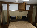 2015 Venture RV SportTrek Photo #36