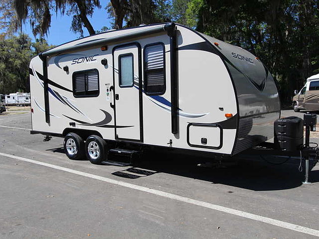 2015 Venture RV Sonic Photo