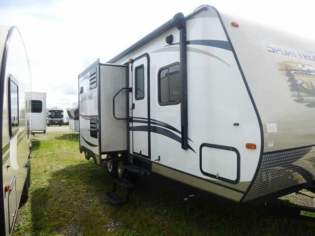 2015 Venture RV SportTrek Photo